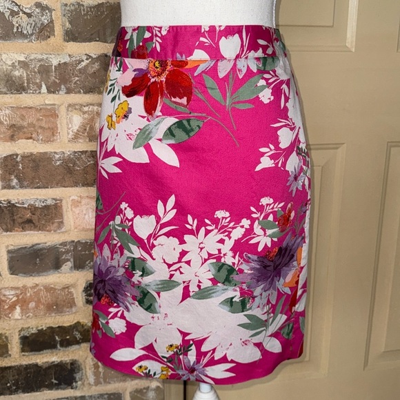 Van Heusen Studio Fuchsia Pink Cotton Sateen Floral Pencil Skirt Size 2 - Picture 3 of 12